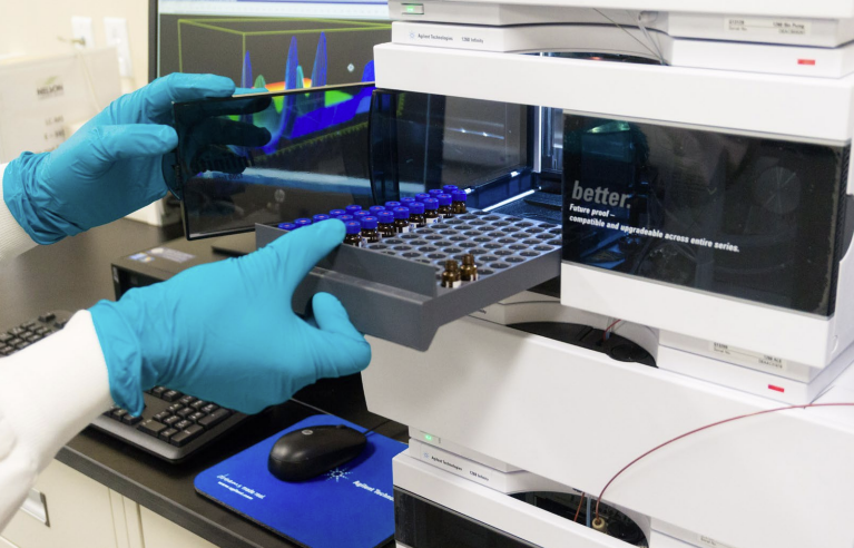 Extractable Chemical Characterization and Risk Assessment: What Is the Worst-Case?
